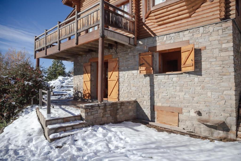 Appartement Bas de chalet avec vue imprenable sur les Pyrénées 17 Rue des Genêts d'Or 66120 Font-Romeu