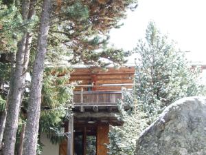 Bas de Chalet Canadien