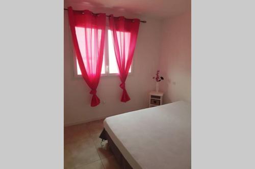Bas de villa (neuve) vue mer proche plage 2 chbres