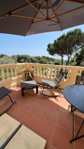 Bastia Appartement avec terrasse proche du centre ville et commerces, parking, internet