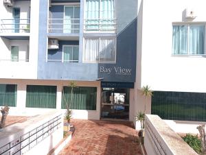 Bay View Modern Apartment