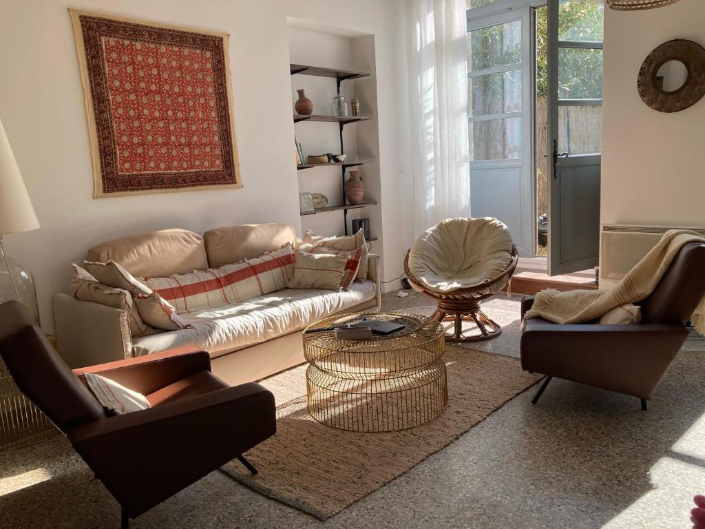 Be Glow Apartment