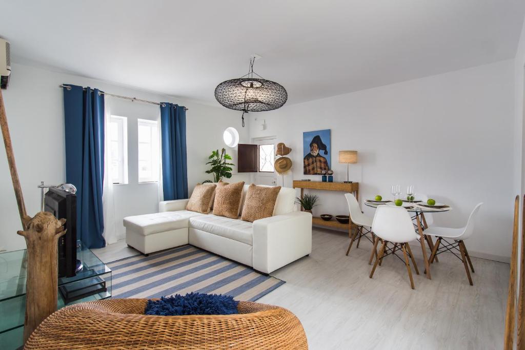 Beach and Mountain Apartment Lisboa / Sesimbra 17 Travessa Afonso de Albuquerque, 2970-786 Sesimbra