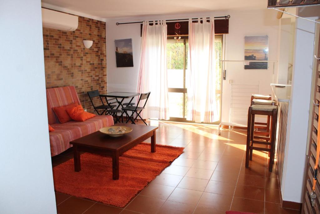 Beach front apartment 1 Aldeamento São Vicente 1, 8650-390 Sagres