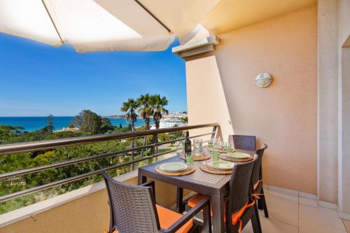 Beach front apartment Barracuda Albufeira