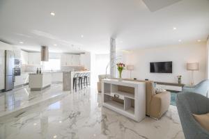 Beach Penthouse with amazing view