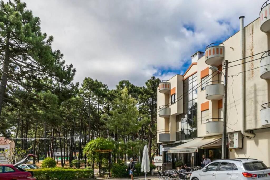 Beach, surf and golf apartment near Lisbon Praceta José Marques Abreu No 6, 2 Esq, 2820-079 Aroeira