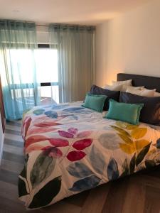 Beachfront Caparica Flat