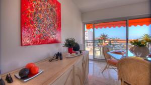 Beau 2 pièces 3 étoiles Vue Mer et Montagnes Garage Privé