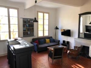 Appartement Beau 2 pièces 70 m2 au coeur du centre historique d'Aix en Provence 15 Rue des Bouteilles 13100 Aix-en-Provence Provence-Alpes-Côte d\'Azur