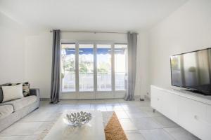 beau 2 pieces a cannes