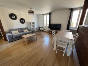 Beau 2 pièces Quartier Brindeau à 10 min à pied des Docks et 20 min de la Gare - Les Appartements Océane