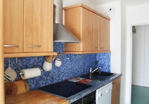 BEAU 2 PIECES+TERRASSE+PARKING, A 100M DES PLAGES