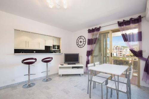 Beau 2P moderne - Cannes centre