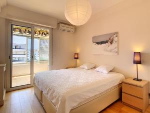 Beau 3 pièces avec loggia climatisée à deux pas de la croisette, Cannes