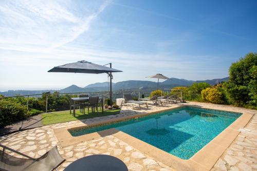 beau 3 pieces avec piscine privee vue mer