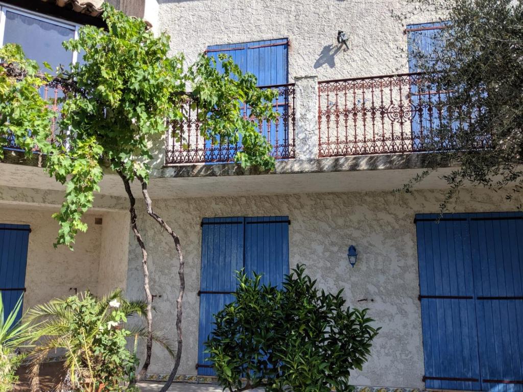 Appartement Beau 3 pièces dans villa provençale au calme 15 Chemin de Clamarquier 06650 Le Rouret