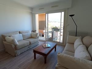 Appartement Beau 4 pièces de 75 m2 entièrement rénové à 30 m des plages 73 Impasse des Escaliers de la Plage - Résidence Le Fort 06190 Roquebrune-Cap-Martin Provence-Alpes-Côte d\'Azur