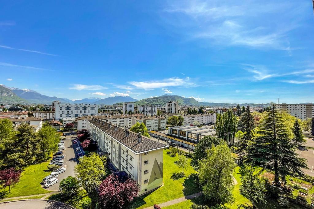 Appartement Beau 43m avec BALCON proche du CENTRE HISTORIQUE 12 Rue des Aravis 74000 Annecy