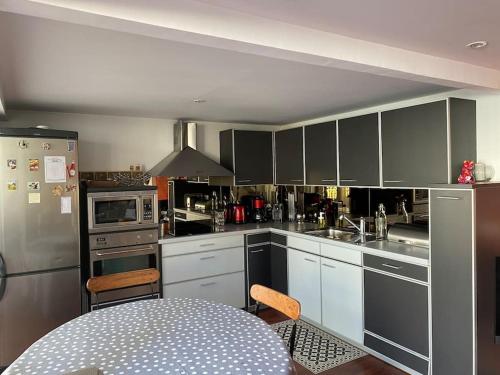 beau duplex lumineux en plein centre ville à Hyères