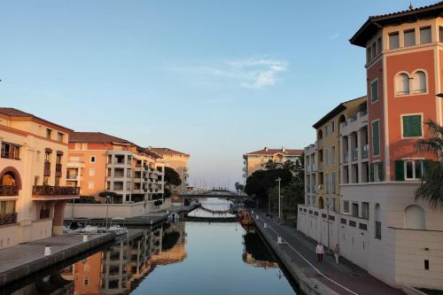 Beau Duplex pour 2 à Port Fréjus