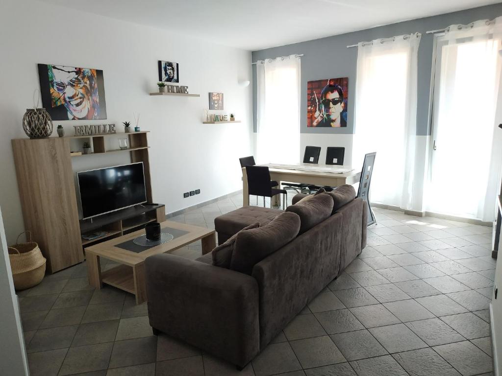 Beau meublé 3 pièces 60 m² Cannes Le Suquet 16 Rue de la Rampe, 06400 Cannes