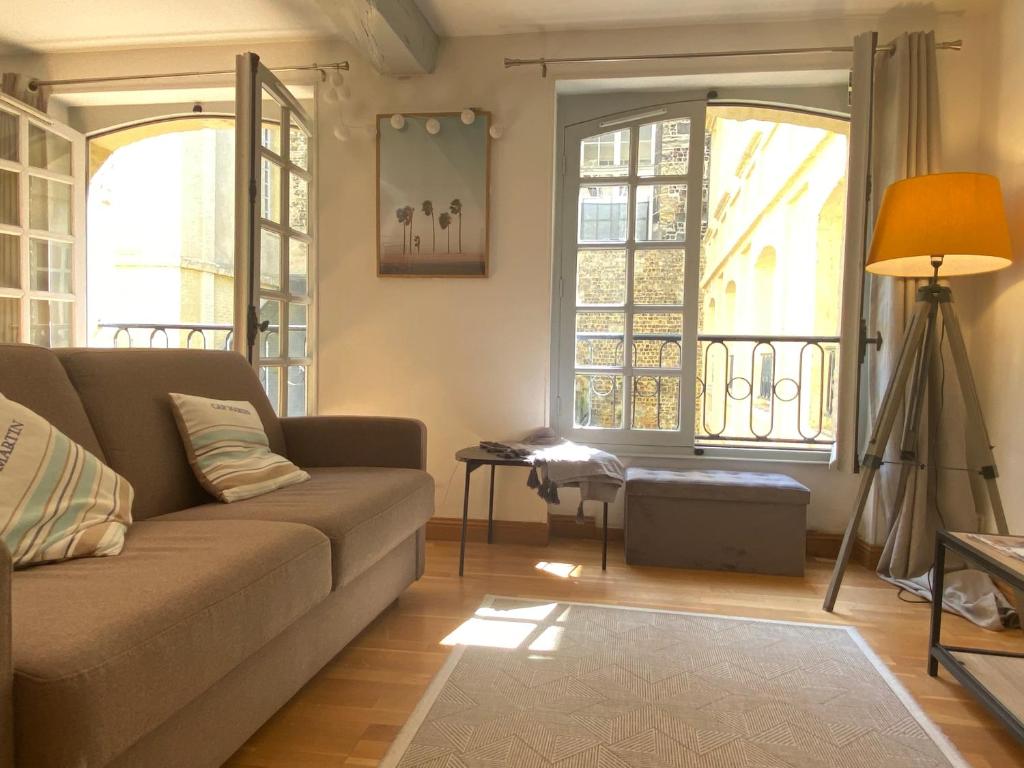 Beau studio cosy calme en face du port sur le quai 35 Quai Henri IV, 76200 Dieppe