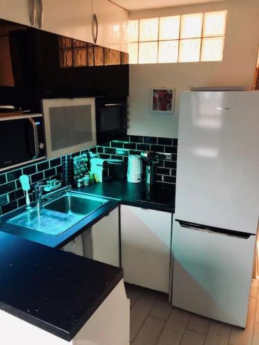 Beau studio de 25m², derrière les Champs Elysées