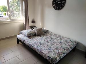 Beau Studio pour 2 personnes 4 min pied Melun Gare
