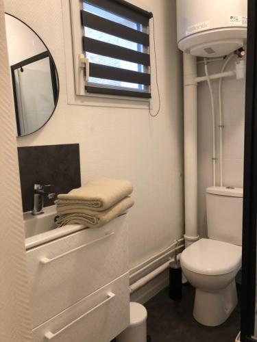 Beau studio refait à neuf