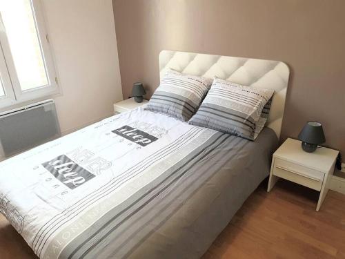Beau T2 à 5 minutes du centre-ville à pied (1)