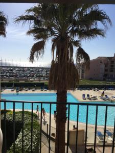 Beau T2 classé 3 étoiles vue mer dans résidence standing avec piscine