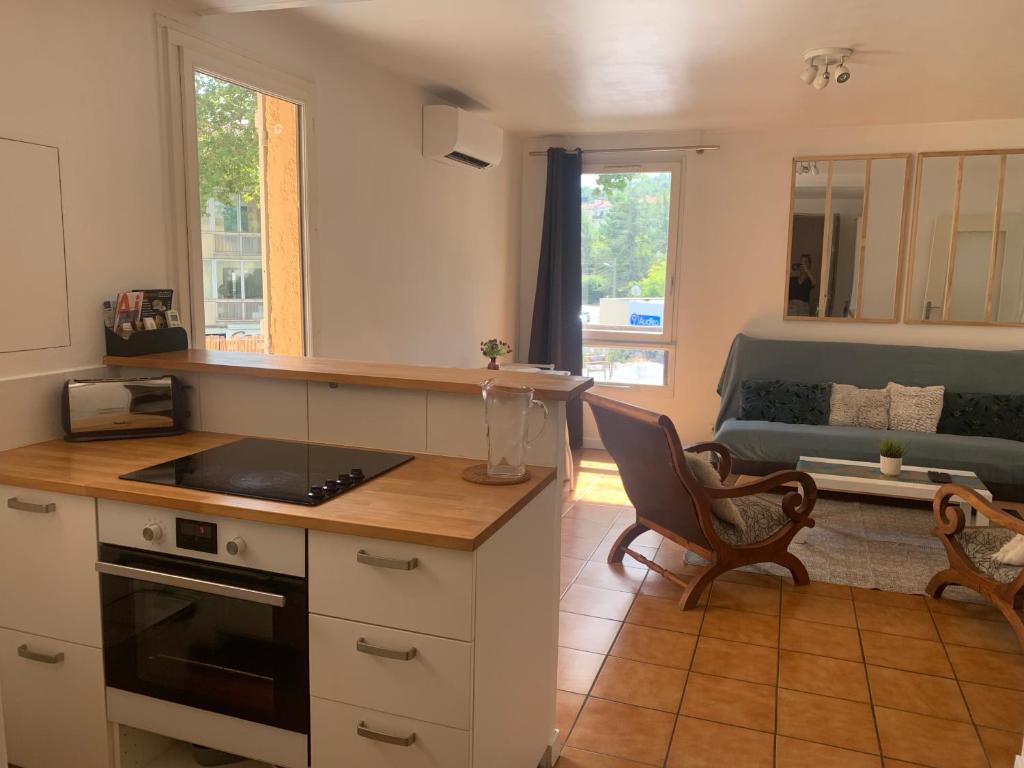 Appartement Beau T2 clim terrasse idéalement situé 2 Rue Pascal Fieschi 13090 Aix-en-Provence