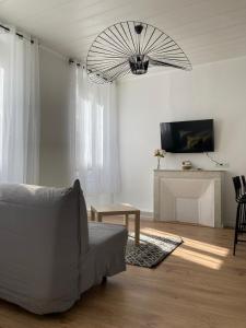 Beau T2 moderne & proche Cours Julien - Castellane