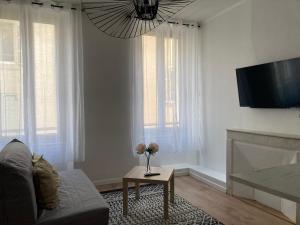 Beau T2 moderne & proche Cours Julien - Castellane