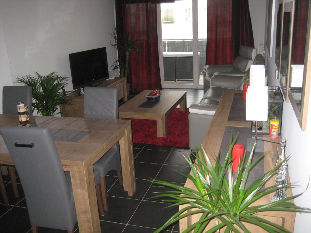 Beau T3 avec terrasse plein sud 16 Rue des Cachous, 34070 Montpellier
