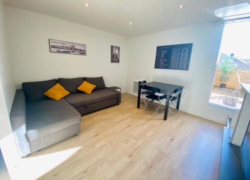 Beau T3 en duplex terrasse et parking bien placé