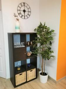 BEAU T3 NEUF PROCHE VIEUX-PORT A LA PLACE CORDERIE