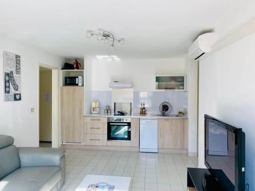 ''Beausoleil'' T2 lumineux, parking, clim, wifi