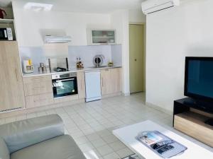 ''Beausoleil'' T2 lumineux, parking, clim, wifi