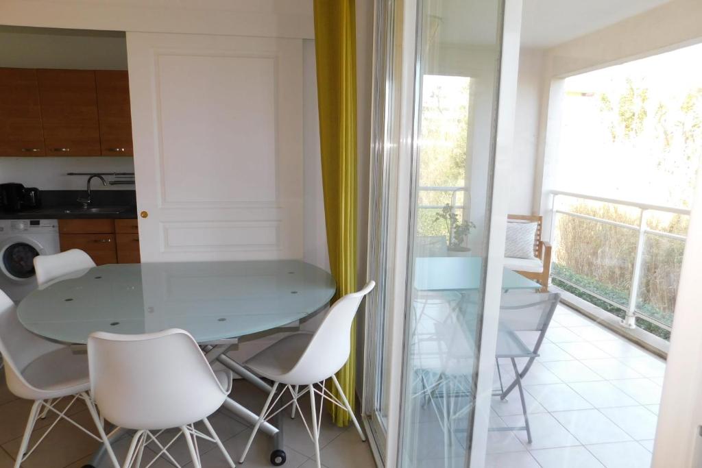 Appartement Beautiful 2-bedroom \ 260 Chemin des Combes 06600 Antibes