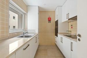 Beautiful 2 Bedroom Apartment in Bairro Alto