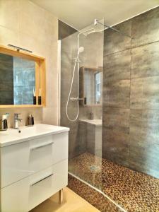 Beautiful 2 bedroom apartment in central Marseille