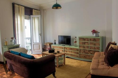 Beautiful 3-Bed Apartment in Porto Portugal