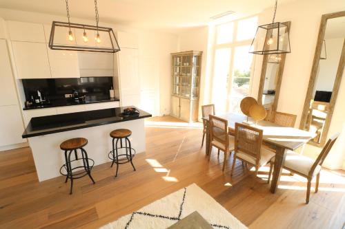 Beautiful 3 bedroom Carlton Canada 403