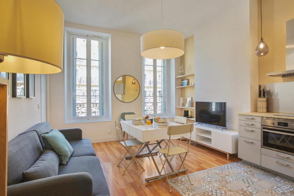Beautiful and bright 2-br at the doors of Le Panier in Marseille - Welkeys 9 rue Jean-Marc Cathala, 13002 Marseille