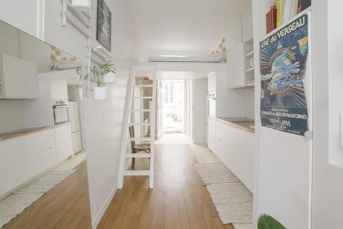 Beautiful and bright duplex studio - Paris - Welkeys