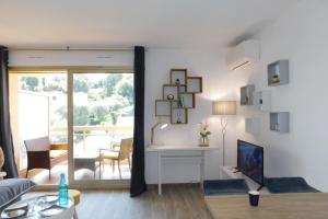 Appartement Beautiful Anthala Studio with pool parking and air conditioning 239 Chemin de Saint-Claude 06600 Antibes Provence-Alpes-Côte d\'Azur