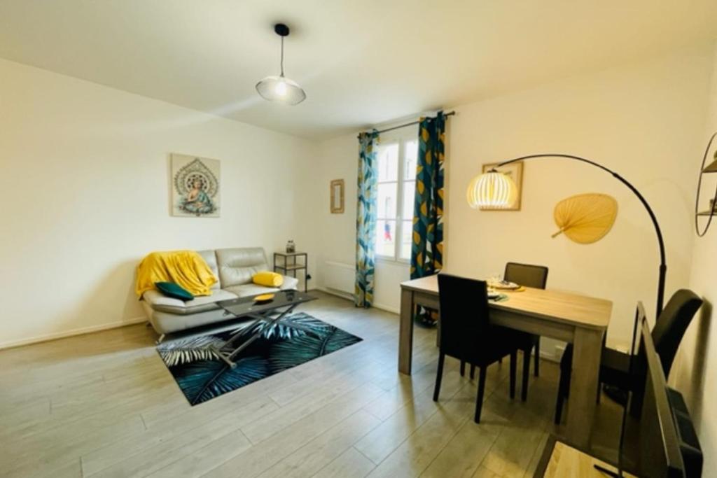 Appartement Beautiful apartment in a large private park 5 rue des écoles 17180 Périgny