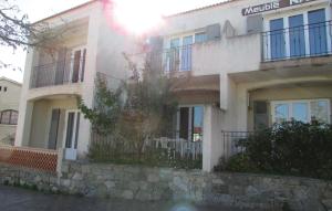 Beautiful apartment in Algajola with 1 Bedrooms